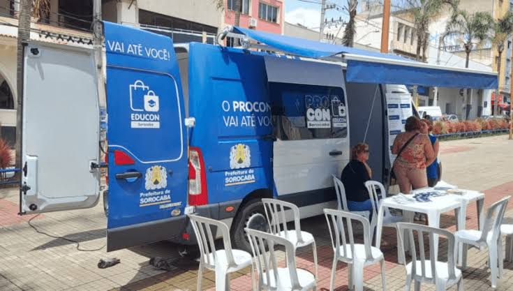 Procon Móvel atende no centro de Sorocaba