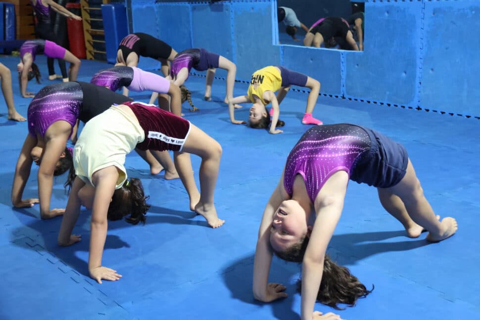 Sorocaba oferece ginástica artística gratuita para cerca de 200 crianças e adolescentes