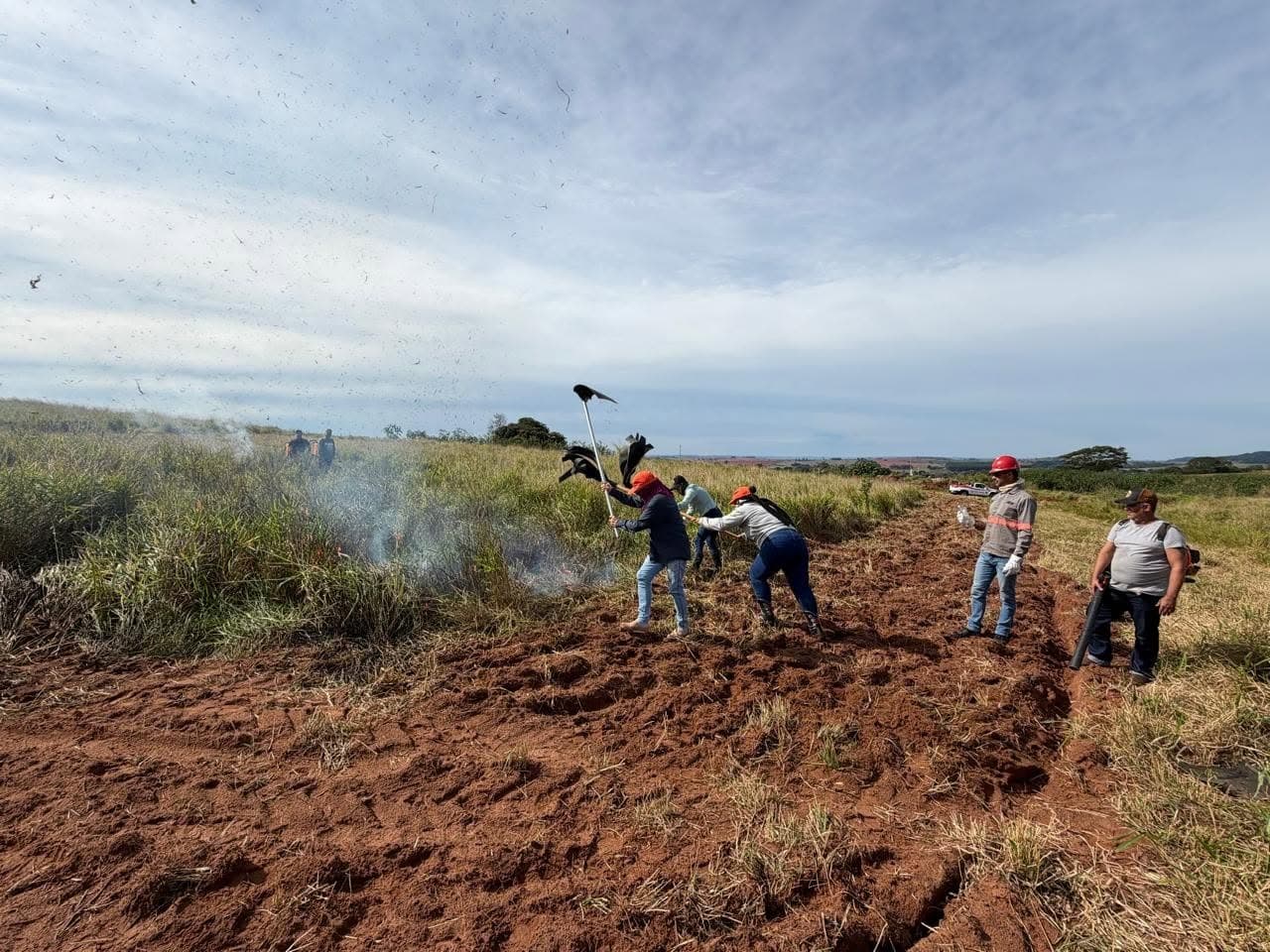 Treinamento de combate a incêndios rurais em Oscar Bressane