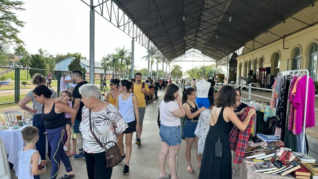 Feira de artesanato celebra aniversário de Piracicaba