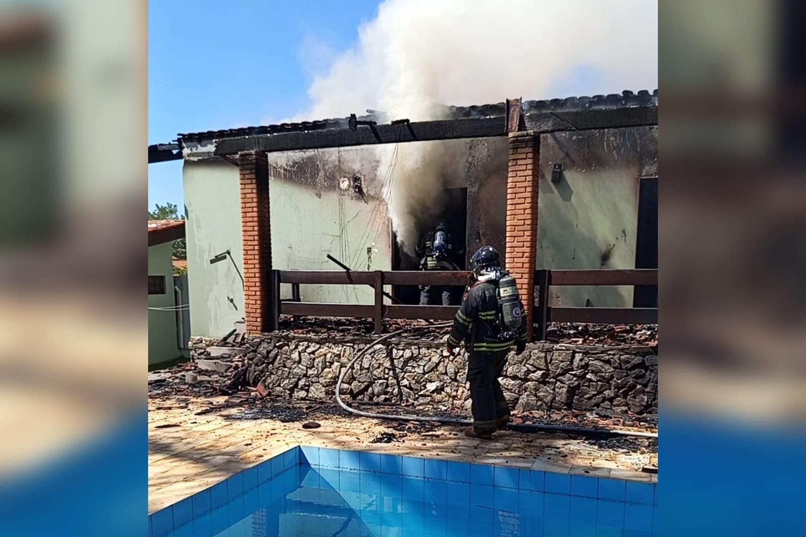 Incêndio destrói parte de casa em Araçoiaba da Serra