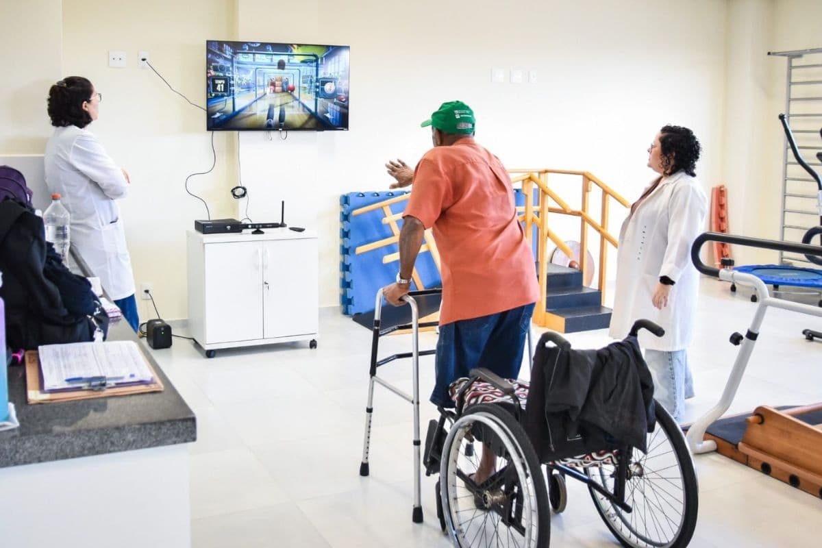 Videogame auxilia reabilitação de pacientes em São Vicente