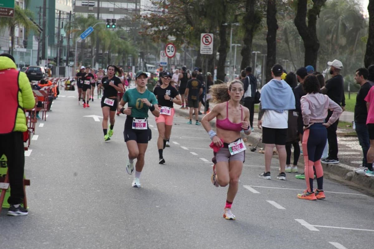 Corrida Afrodite altera trânsito em Santos domingo