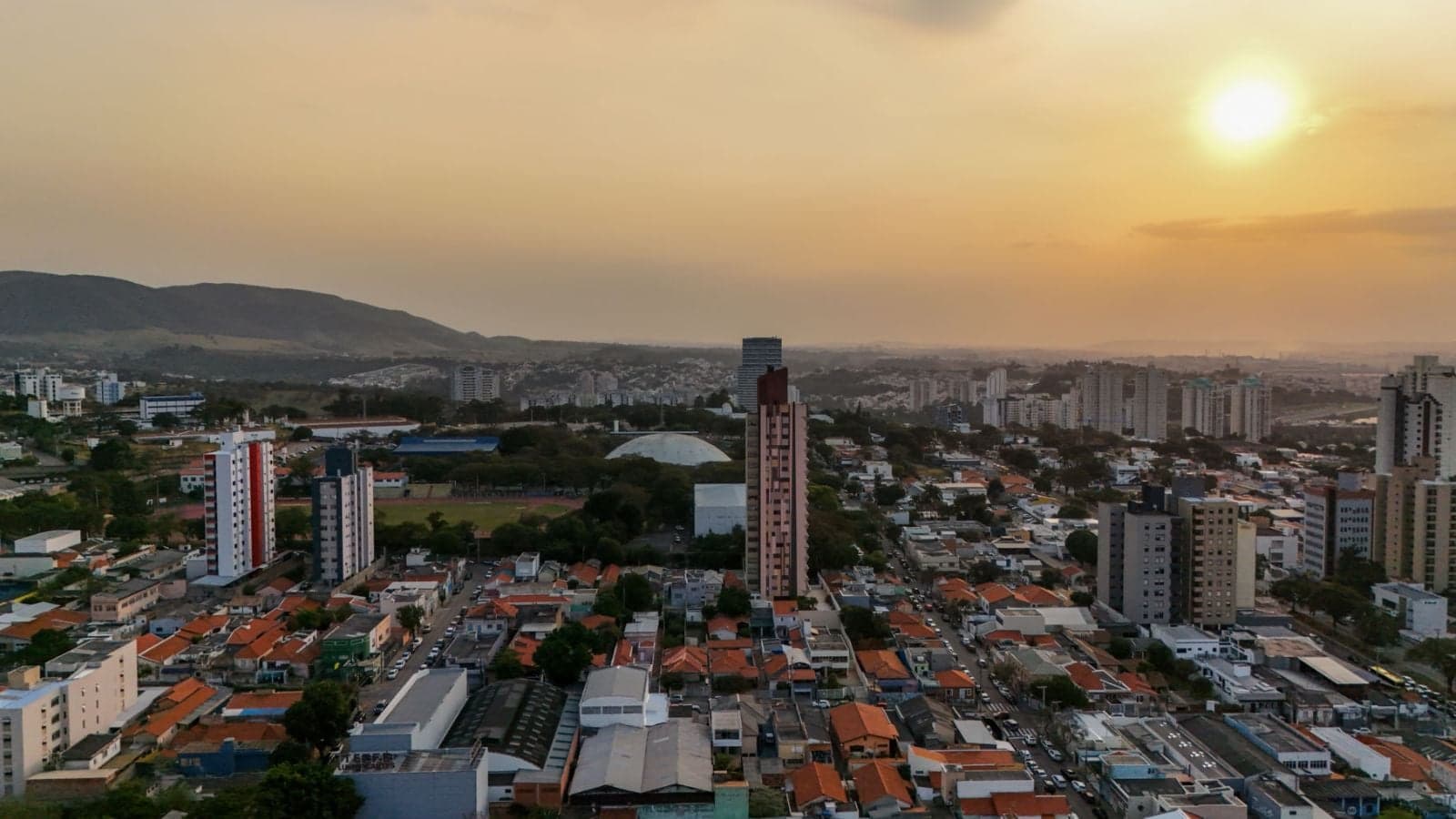 Calor intenso e tempo seco em Jundiaí no fim de semana
