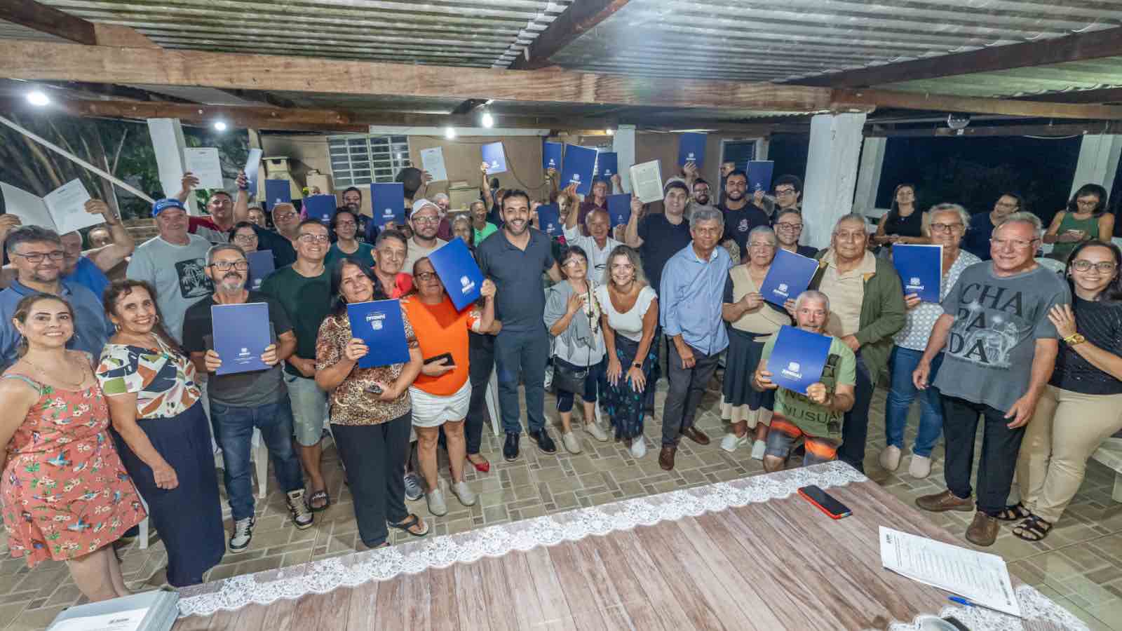 Jundiaí entrega 915 matrículas em regularização fundiária