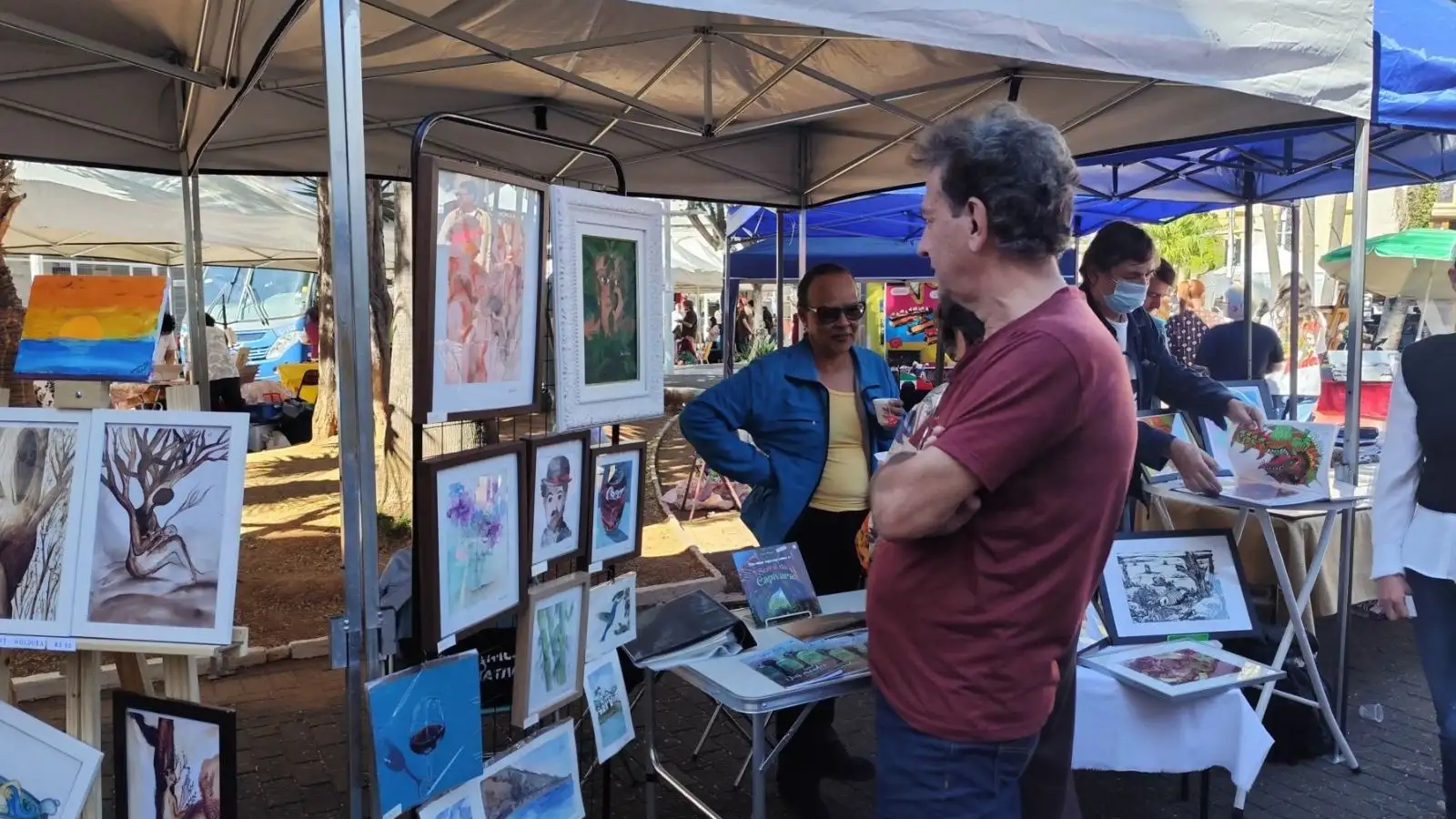 Feira de Antiguidades acontece em Jundiaí