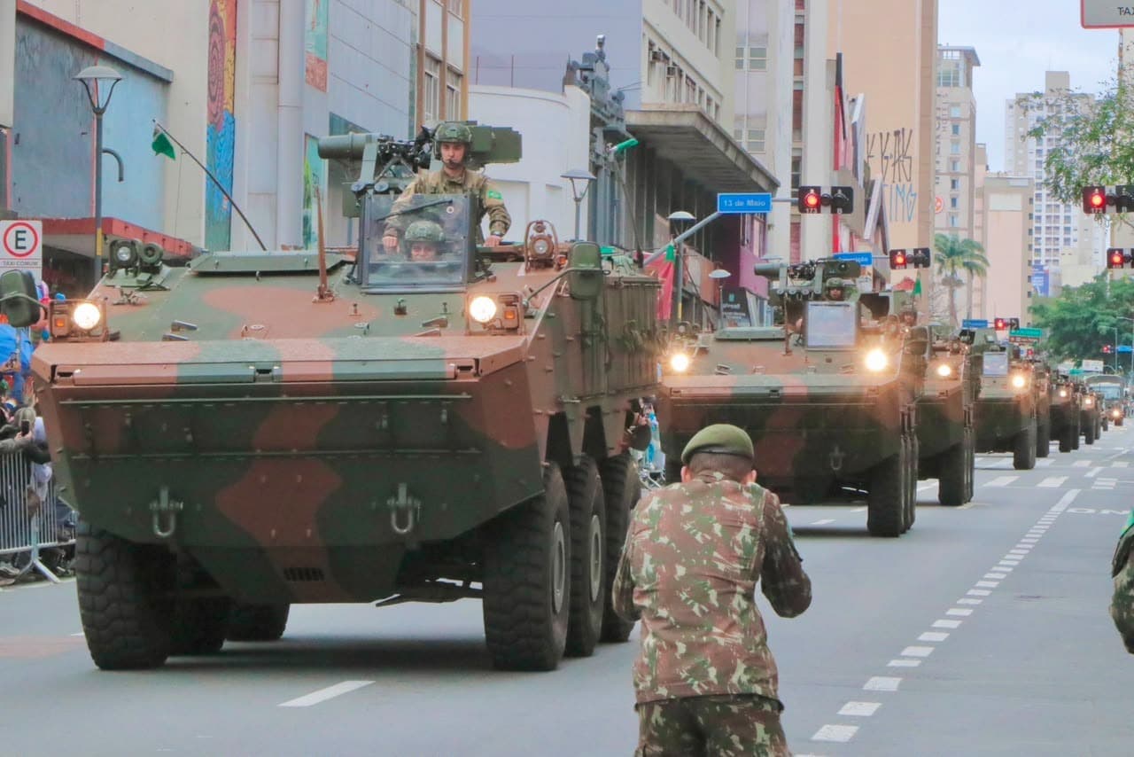 Desfile de 7 de Setembro reúne 20 mil em Campinas