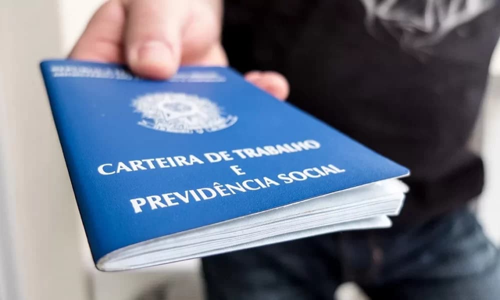 Balcão de Empregos tem 908 vagas em Rio Preto