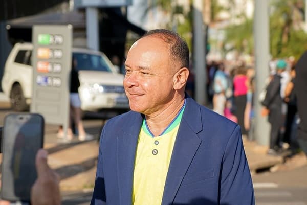 Vice assume prefeitura durante férias do prefeito