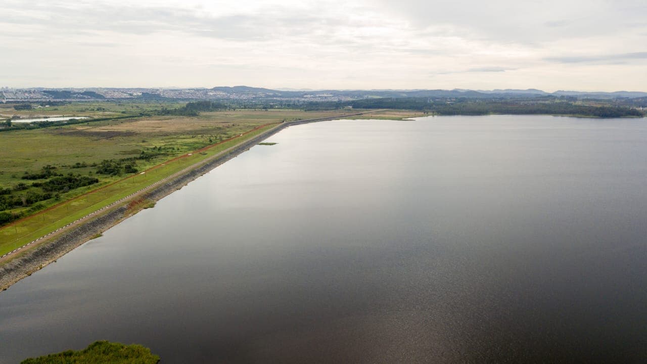 Simulado de segurança na represa Taiaçupeba