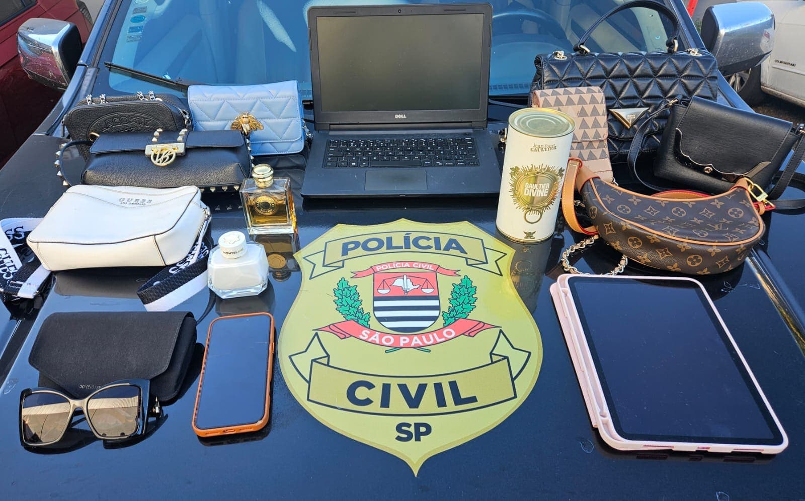 Sete presos em operação contra fraudes com cartões