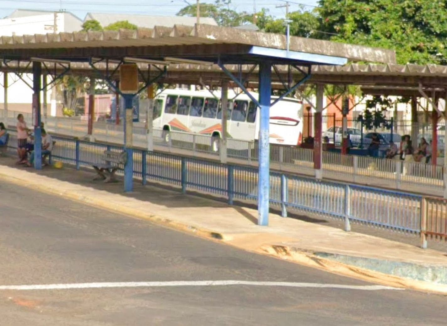 Idoso preso por agressão no Terminal Urbano