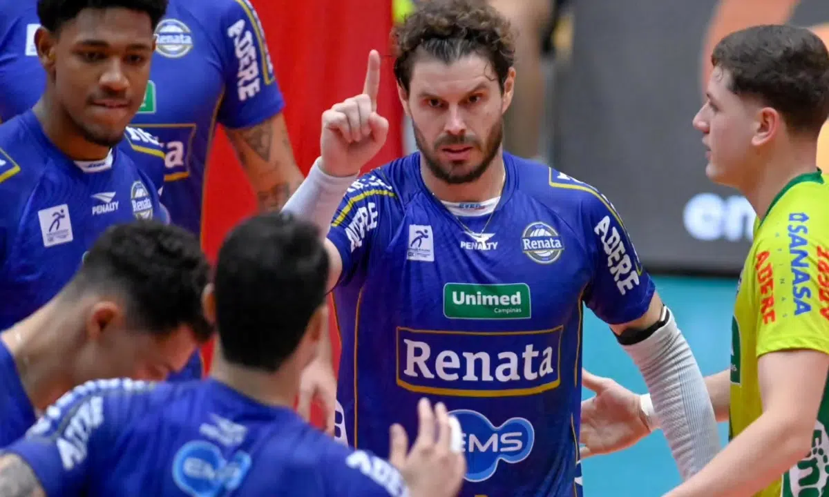 Vôlei Renata vence e avança para semifinais